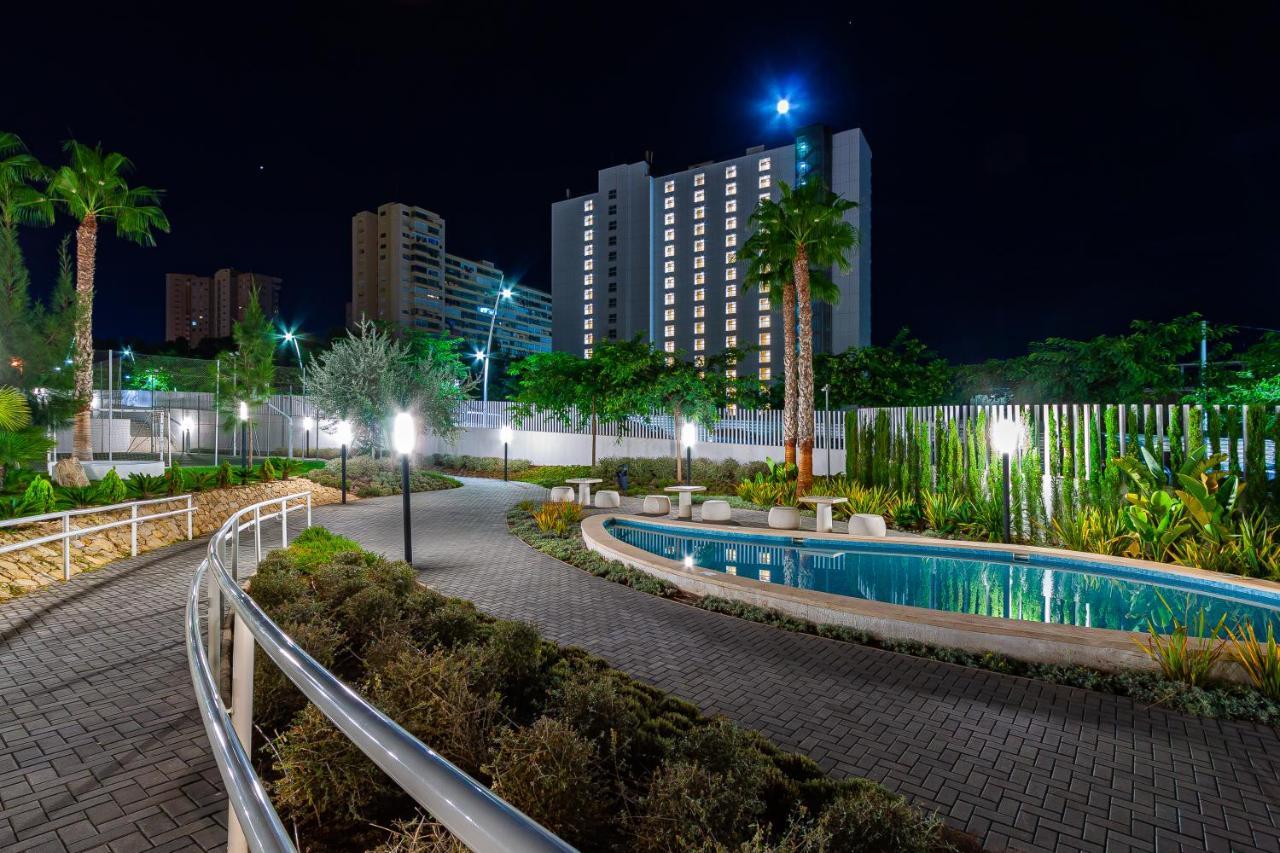 Sunset Waves Superb Apartments Benidorm Esterno foto